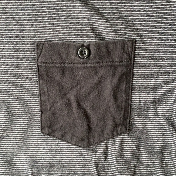 Men’s Billabong t shirt - Picture 3 of 5